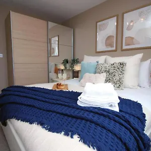 The Observatory By Mia Living 2 Bedroom Overlooking With Free Parking , Swansea United Kingdom